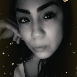 Meet your Posher, Isela